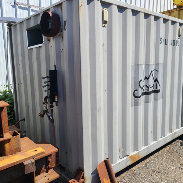 SHIPPING CONTAINERS